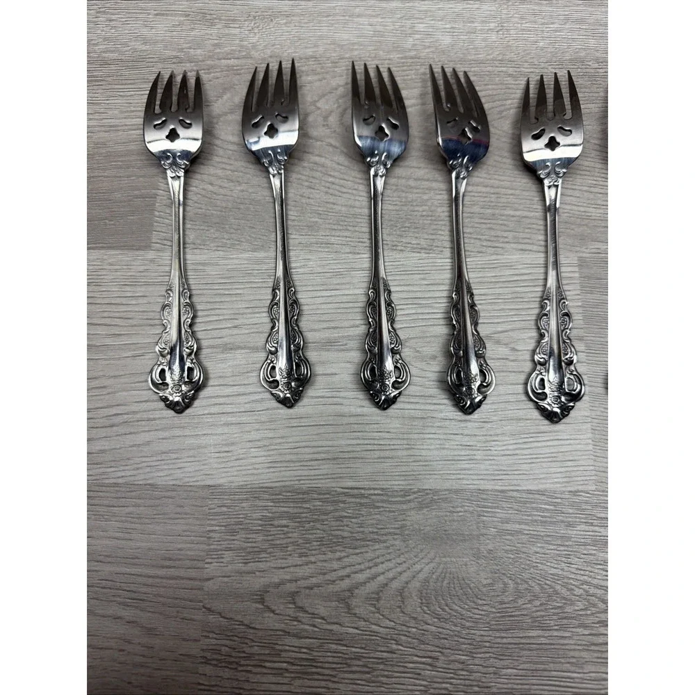 Oneida Renoir-Pembrooke Stainless Steel Salad Fork Set Of 8 - Made In USA